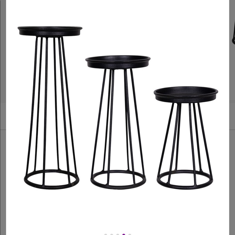 Black candlestick set